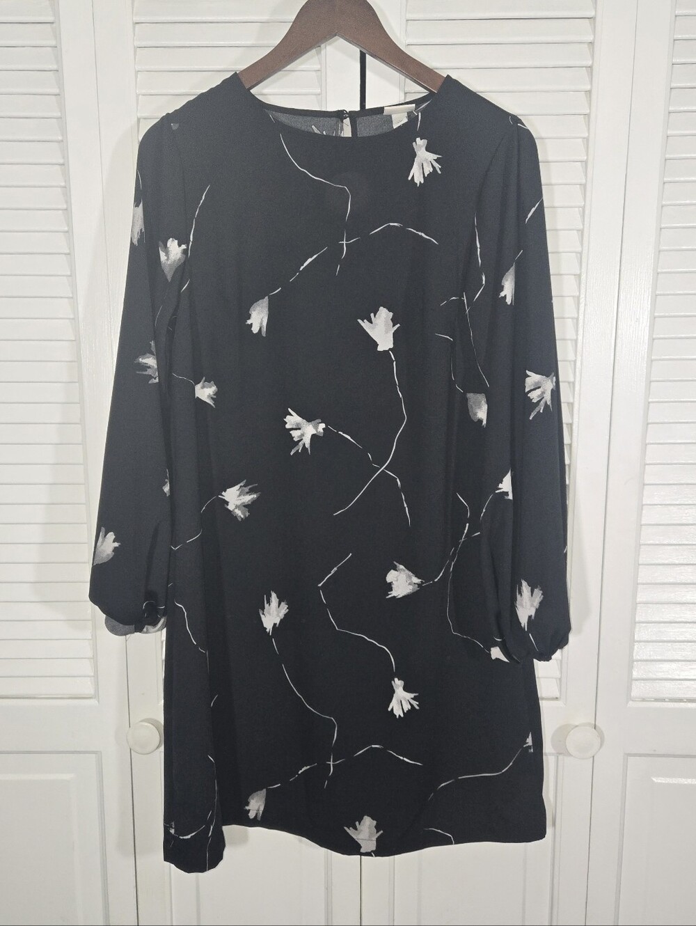 A New Day Long Balloon Sleeve Mini Black Gray Floral Shift Dress Sz S